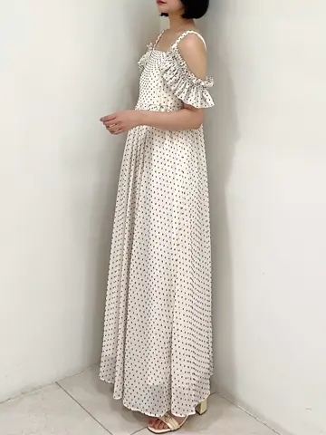 GRACE CONTINENTAL MORITA AI コーディネート画像