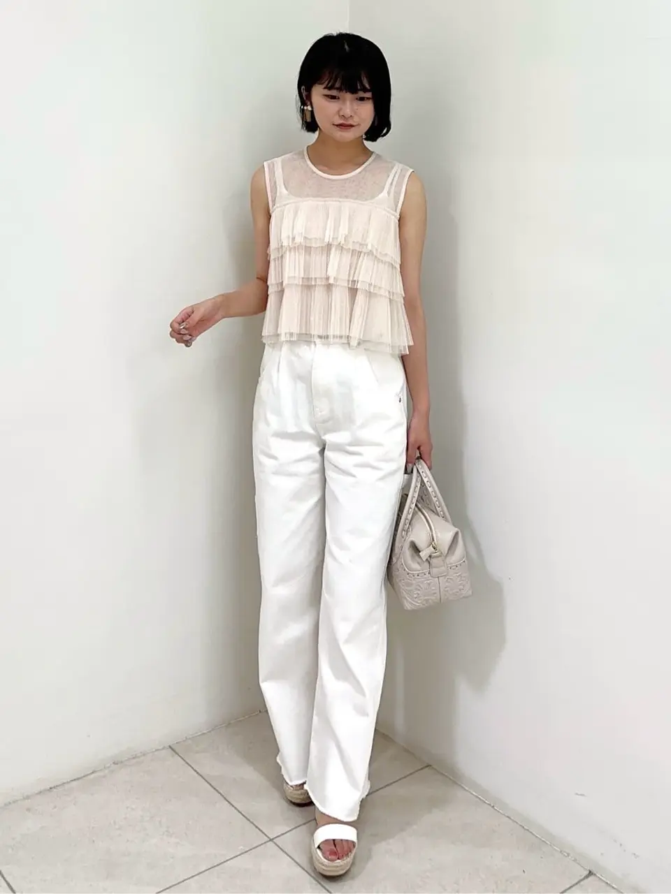 GRACE CONTINENTAL MORITA AI コーディネート画像