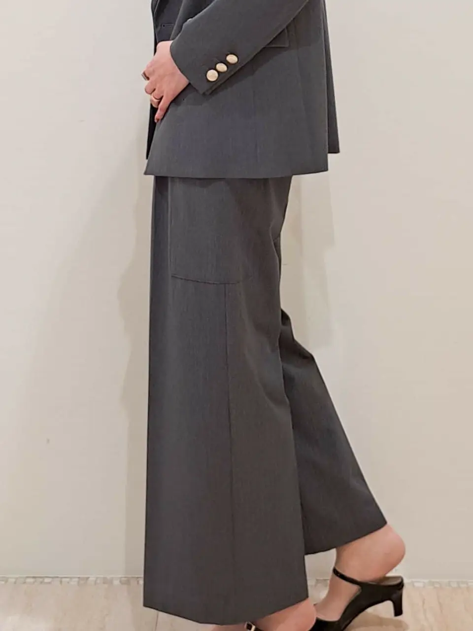 GRACE CONTINENTAL 今野　志保 コーディネート画像