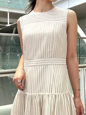 GRACE CONTINENTAL FUKUSHIMA YURIE コーディネート画像