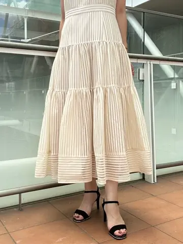 GRACE CONTINENTAL FUKUSHIMA YURIE コーディネート画像