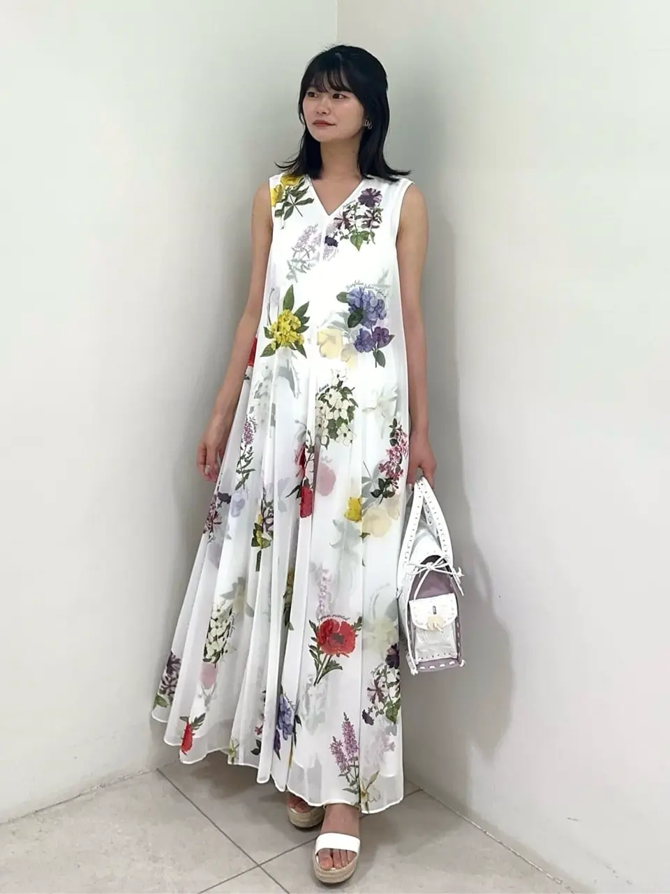 GRACE CONTINENTAL MORITA AI コーディネート画像