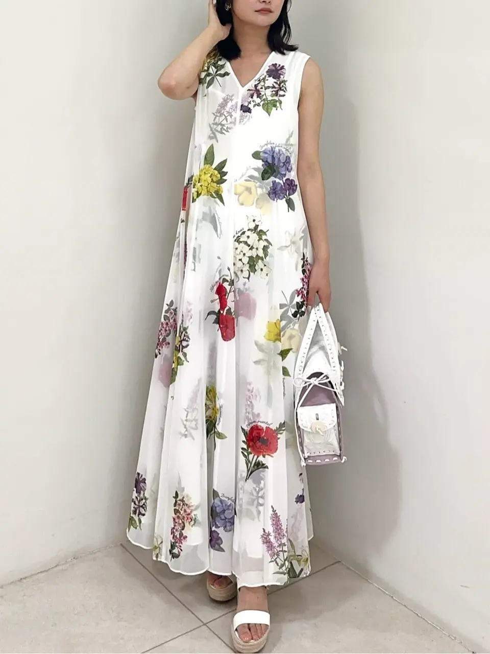 GRACE CONTINENTAL MORITA AI コーディネート画像