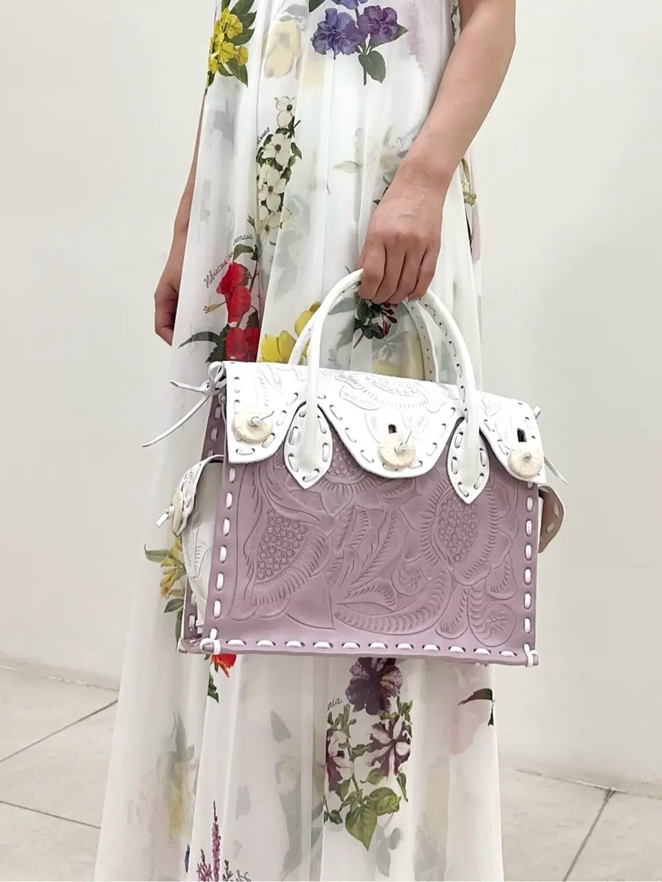 GRACE CONTINENTAL MORITA AI コーディネート画像