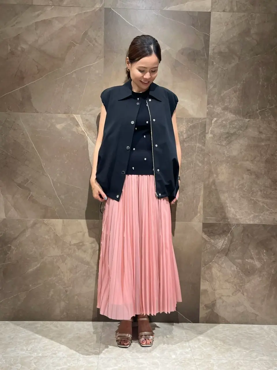 GRACE CONTINENTAL 穐山　香織 コーディネート画像