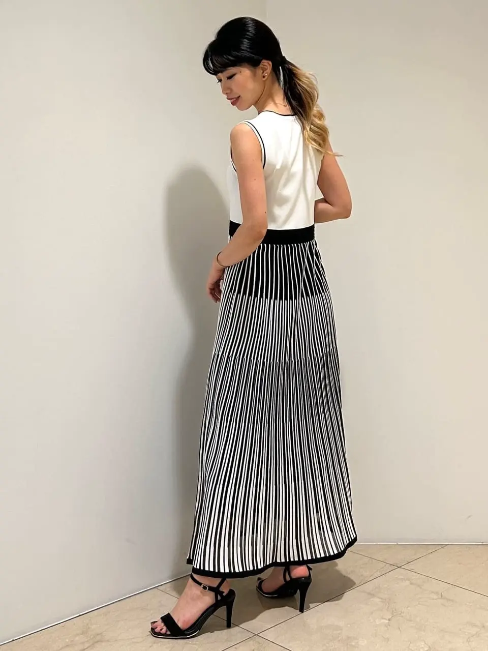 GRACE CONTINENTAL FUKUSHIMA YURIE コーディネート画像