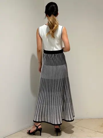 GRACE CONTINENTAL FUKUSHIMA YURIE コーディネート画像