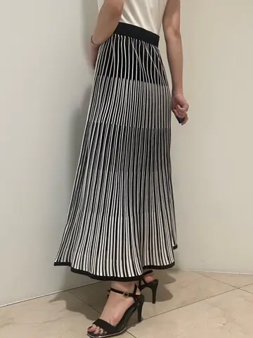 GRACE CONTINENTAL FUKUSHIMA YURIE コーディネート画像