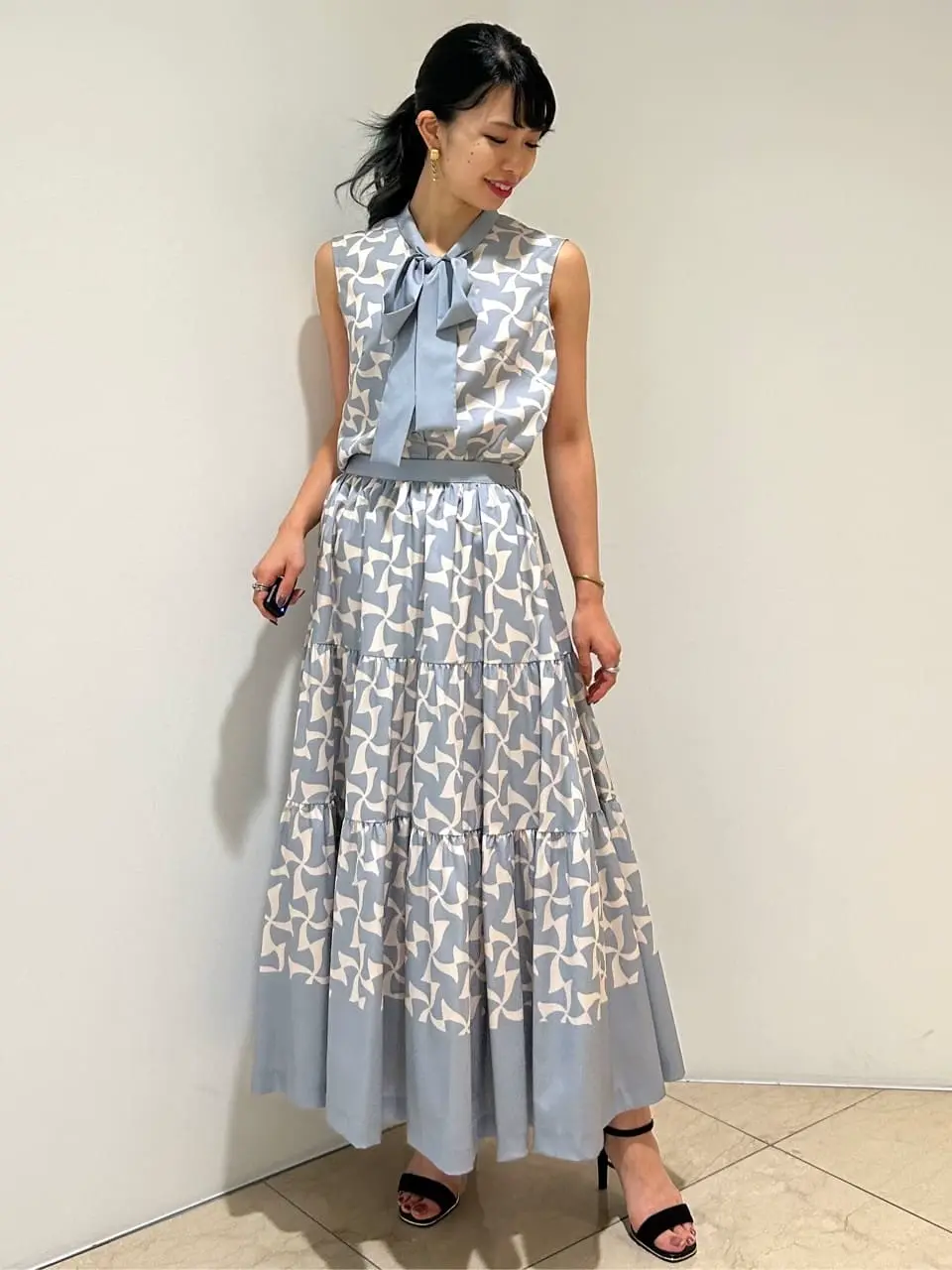 GRACE CONTINENTAL FUKUSHIMA YURIE コーディネート画像