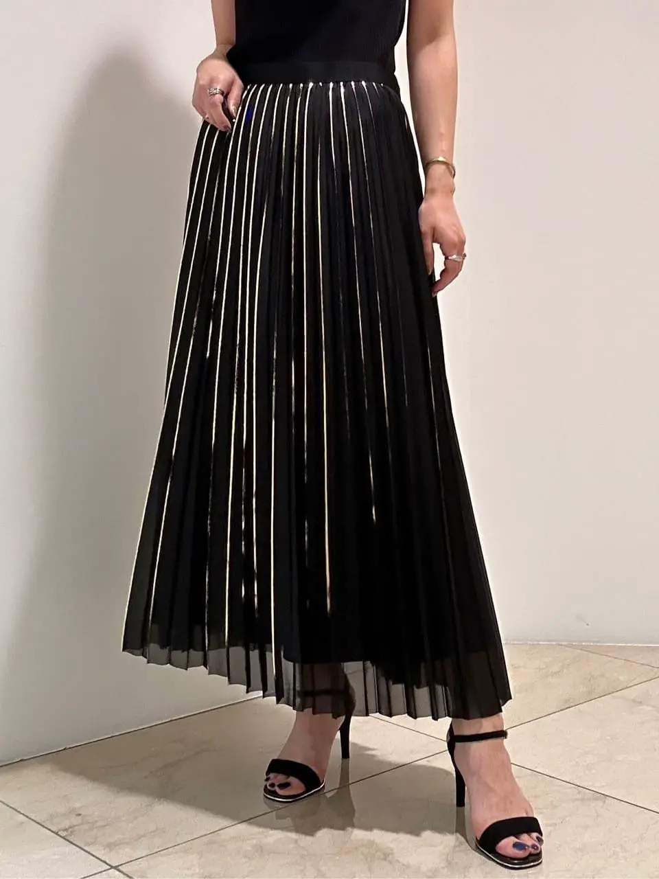 GRACE CONTINENTAL FUKUSHIMA YURIE コーディネート画像