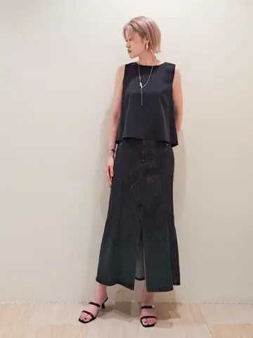 GRACE CONTINENTAL 今野　志保 コーディネート画像