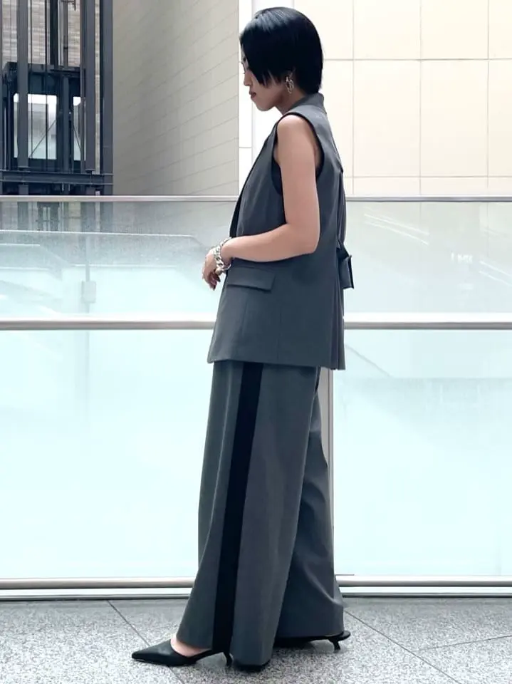 GRACE CONTINENTAL yoshi コーディネート画像