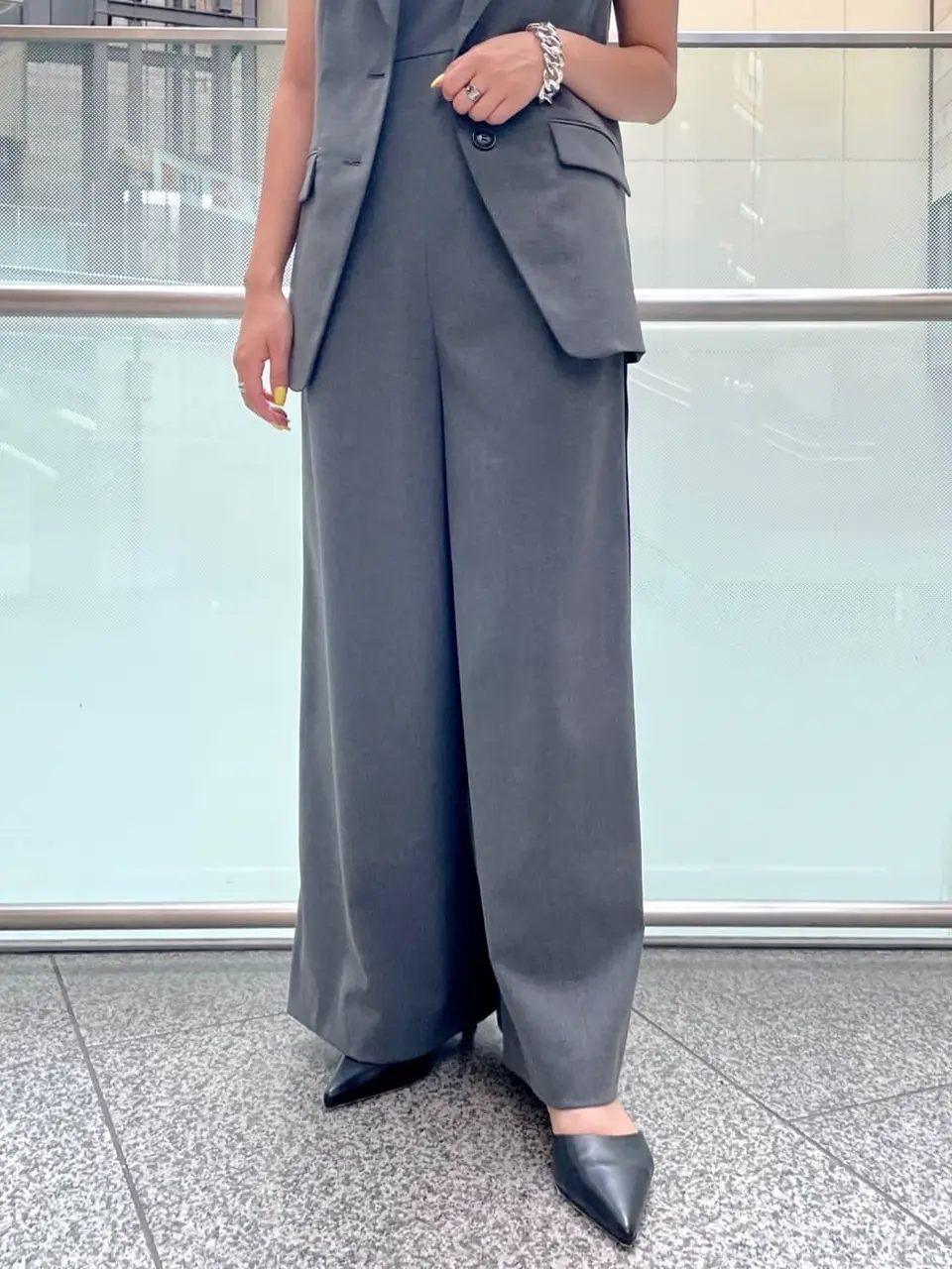 GRACE CONTINENTAL yoshi コーディネート画像