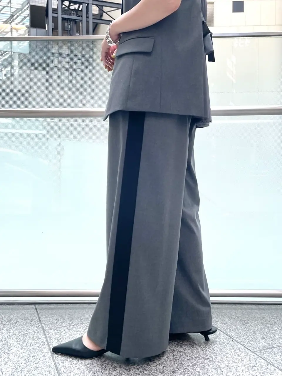 GRACE CONTINENTAL yoshi コーディネート画像