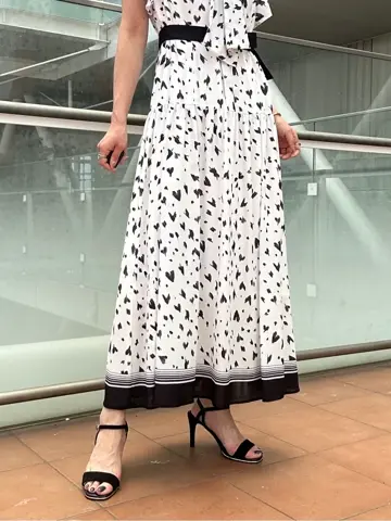 GRACE CONTINENTAL FUKUSHIMA YURIE コーディネート画像