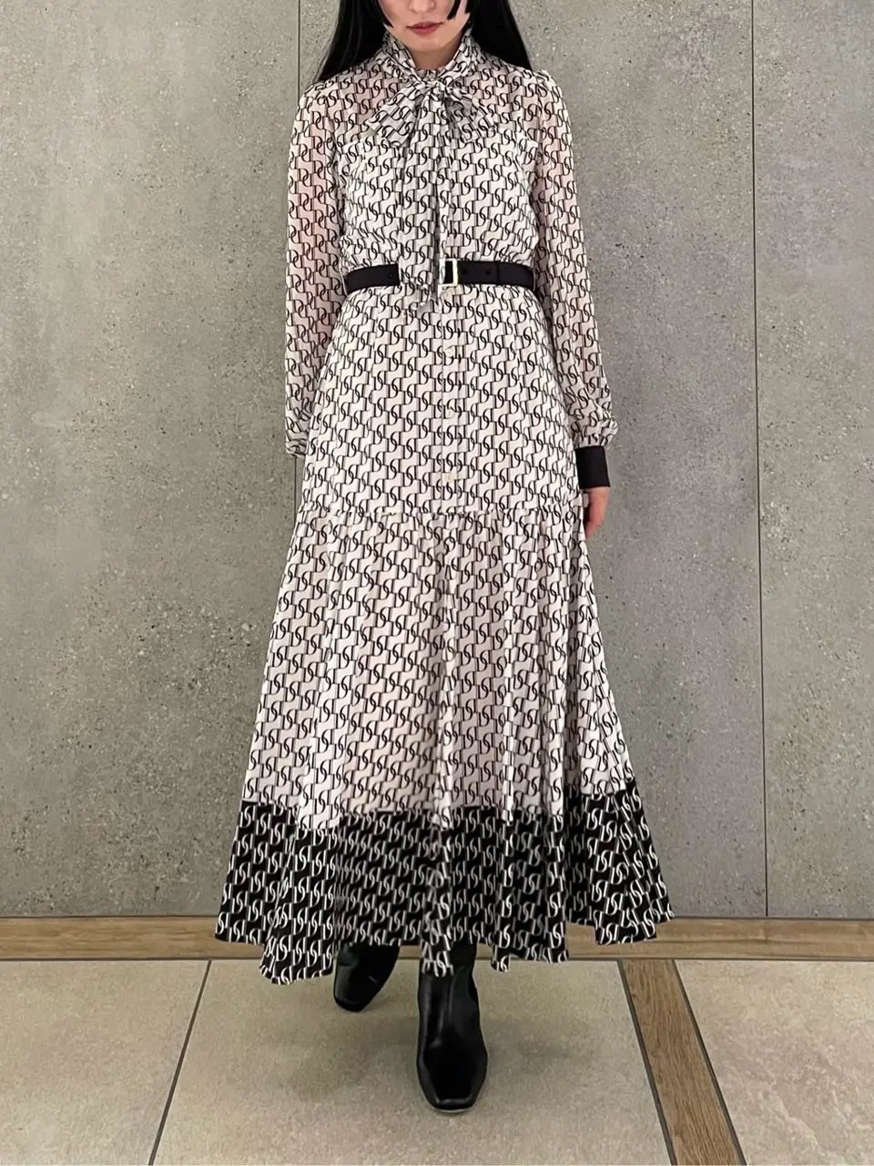 GRACE CONTINENTAL 清水　杏梨 コーディネート画像