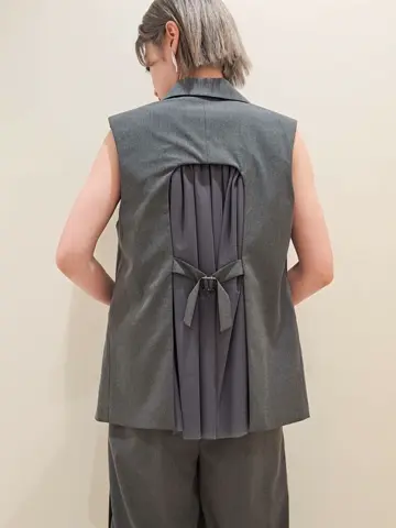 GRACE CONTINENTAL 今野　志保 コーディネート画像