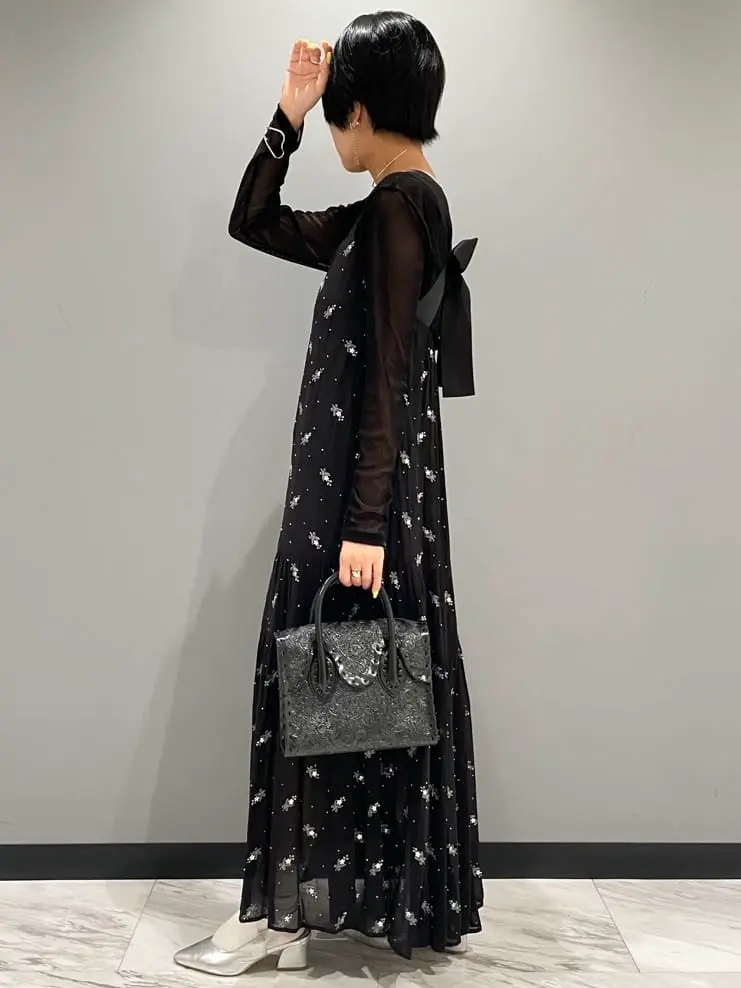 GRACE CONTINENTAL yoshi コーディネート画像