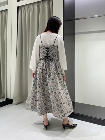 GRACE CONTINENTAL Abe コーディネート画像