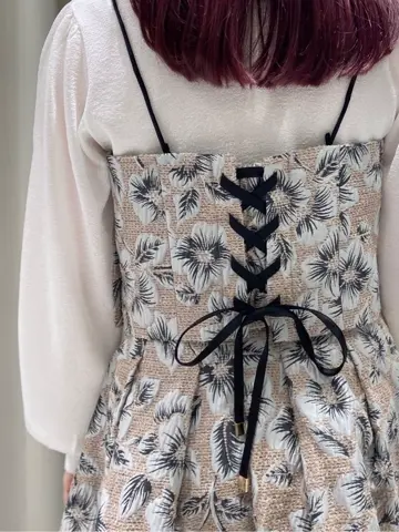 GRACE CONTINENTAL Abe コーディネート画像