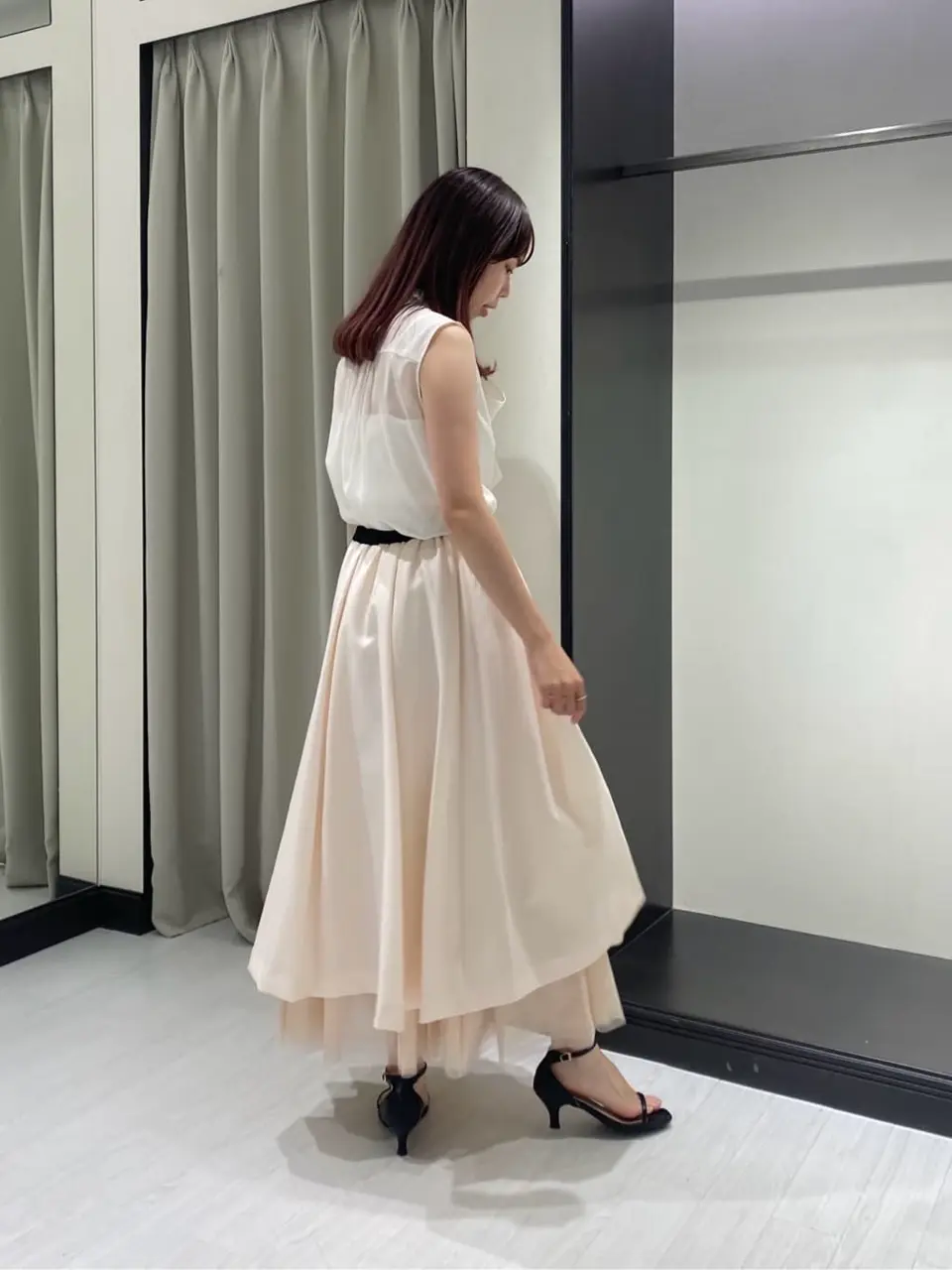 GRACE CONTINENTAL Abe コーディネート画像