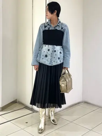 GRACE CONTINENTAL yoshi コーディネート画像