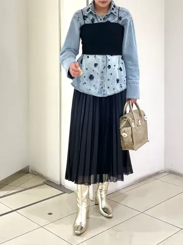 GRACE CONTINENTAL yoshi コーディネート画像