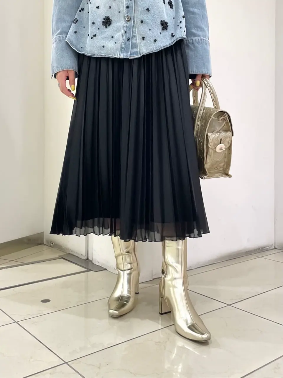 GRACE CONTINENTAL yoshi コーディネート画像