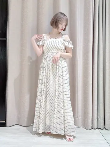 GRACE CONTINENTAL SAYUMI Nagashima コーディネート画像