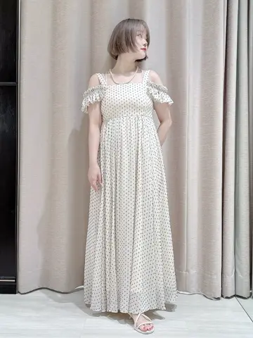 GRACE CONTINENTAL SAYUMI Nagashima コーディネート画像