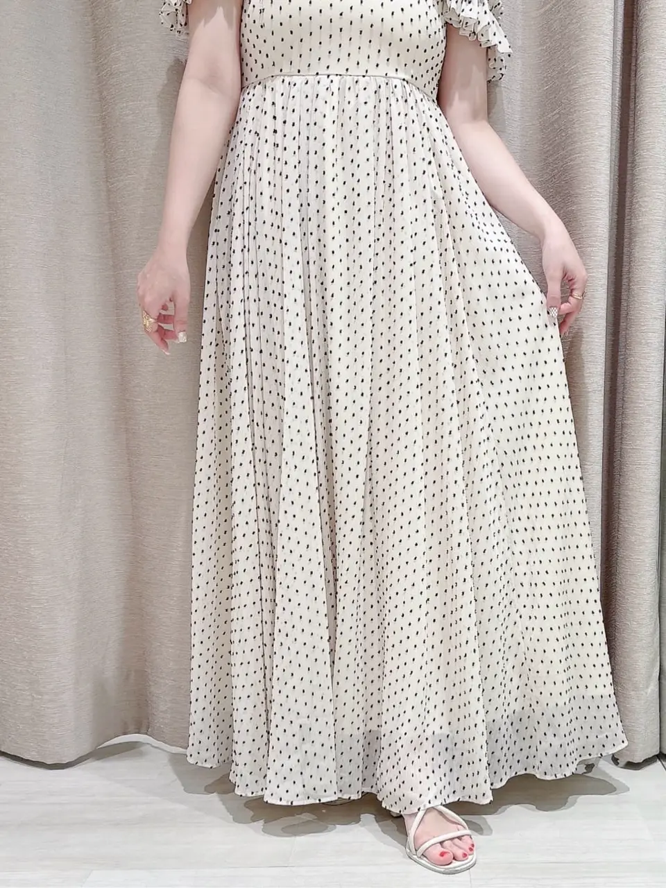 GRACE CONTINENTAL SAYUMI Nagashima コーディネート画像