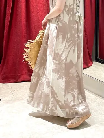 GRACE CONTINENTAL SAYUMI Nagashima コーディネート画像