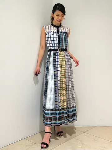 GRACE CONTINENTAL FUKUSHIMA YURIE コーディネート画像