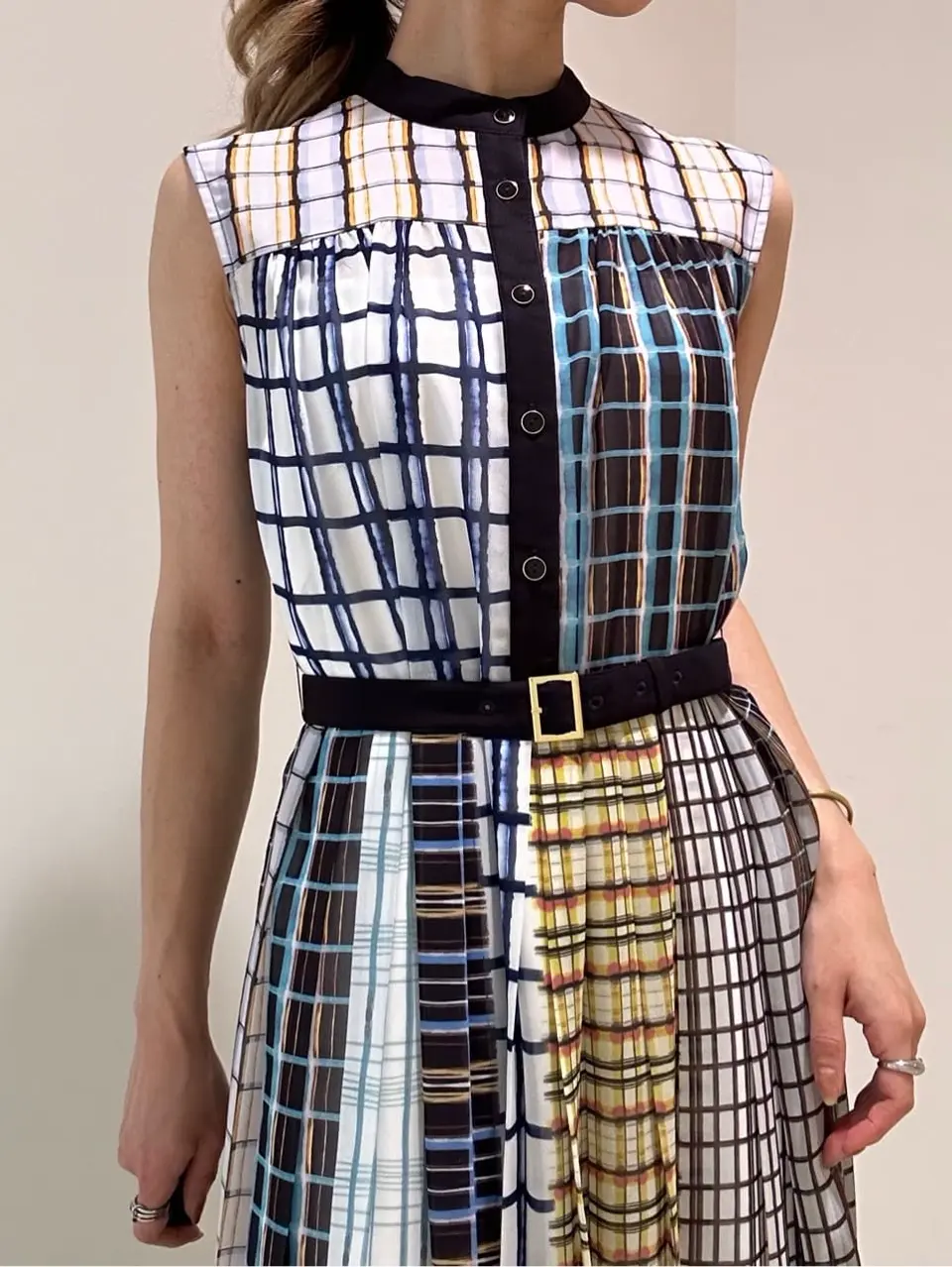 GRACE CONTINENTAL FUKUSHIMA YURIE コーディネート画像