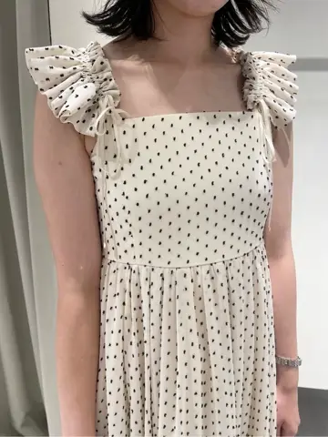 GRACE CONTINENTAL 小林　莉子 コーディネート画像