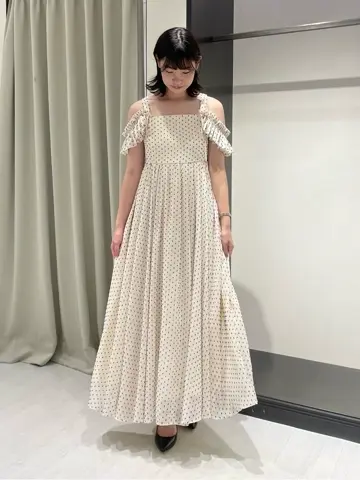 GRACE CONTINENTAL 小林　莉子 コーディネート画像