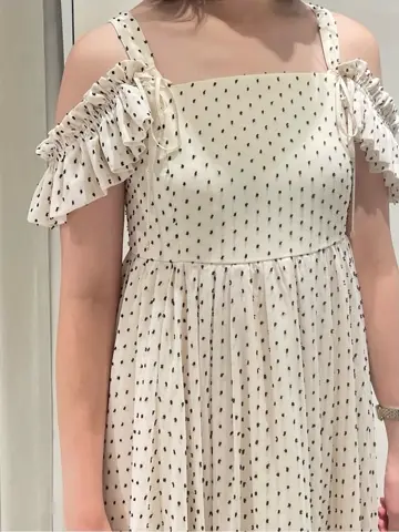 GRACE CONTINENTAL 小林　莉子 コーディネート画像