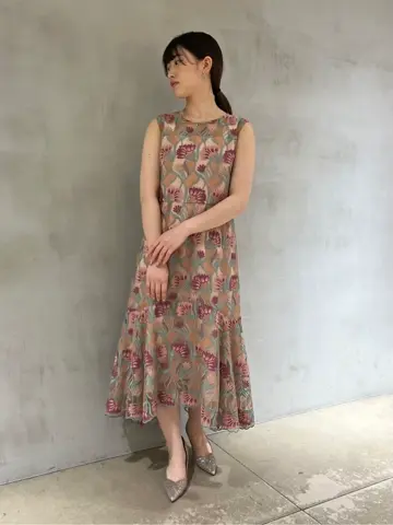 GRACE CONTINENTAL Machi コーディネート画像