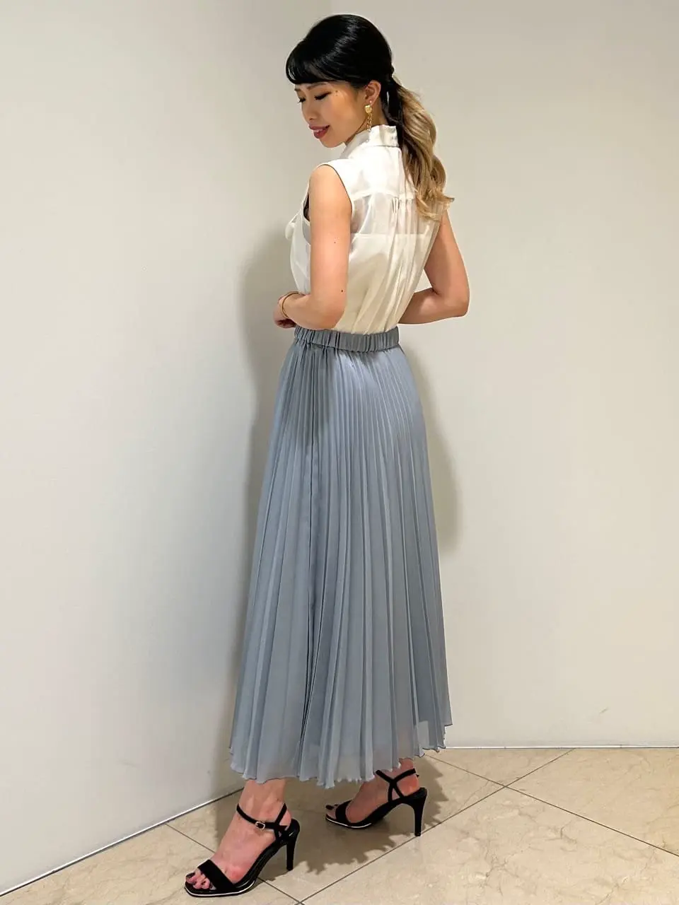 GRACE CONTINENTAL FUKUSHIMA YURIE コーディネート画像