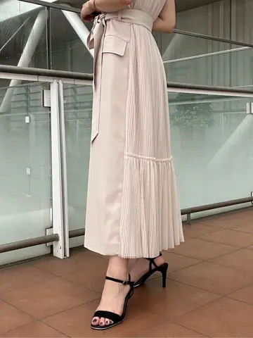 GRACE CONTINENTAL FUKUSHIMA YURIE コーディネート画像