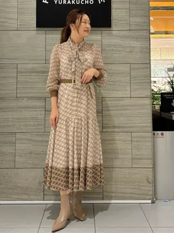 GRACE CONTINENTAL 小嶋 コーディネート画像