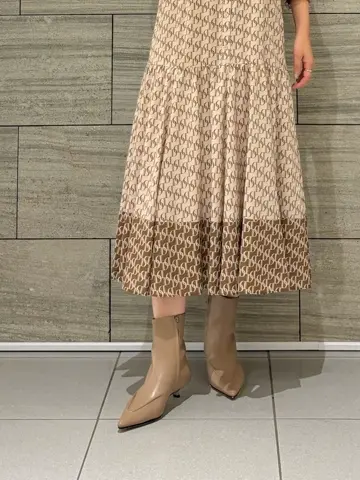 GRACE CONTINENTAL 小嶋 コーディネート画像