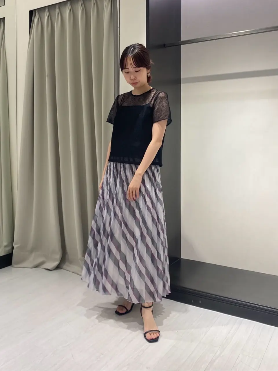 GRACE CONTINENTAL Abe コーディネート画像