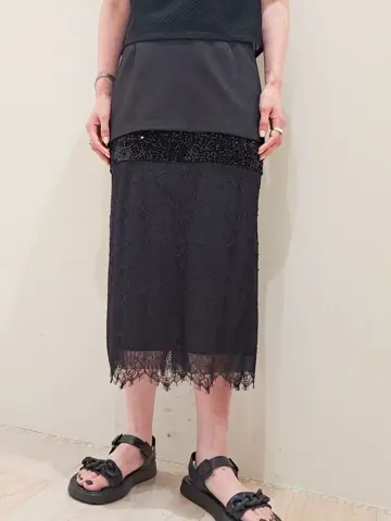 GRACE CONTINENTAL 今野　志保 コーディネート画像