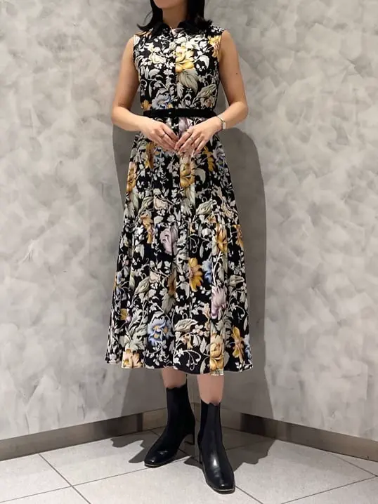 GRACE CONTINENTAL OZAWA コーディネート画像