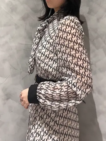 GRACE CONTINENTAL OZAWA コーディネート画像