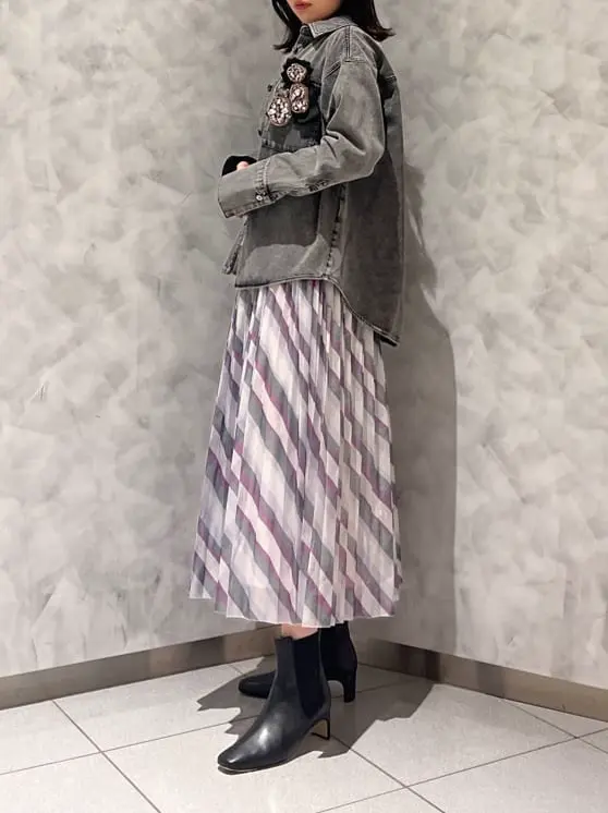 GRACE CONTINENTAL OZAWA コーディネート画像