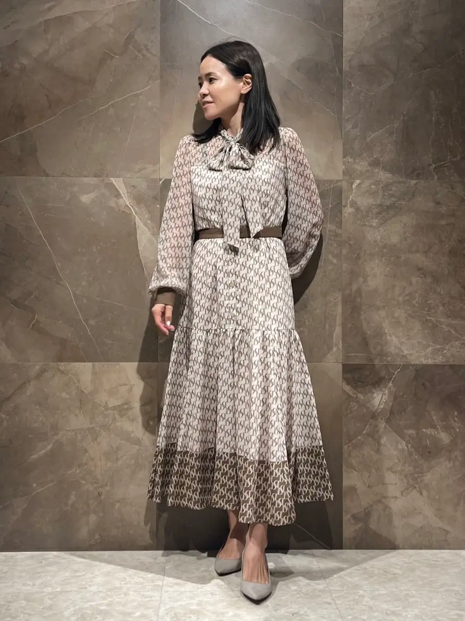 GRACE CONTINENTAL 穐山　香織 コーディネート画像