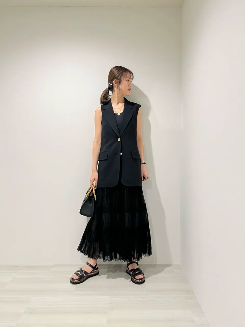 GRACE CONTINENTAL A.Kameyama コーディネート画像