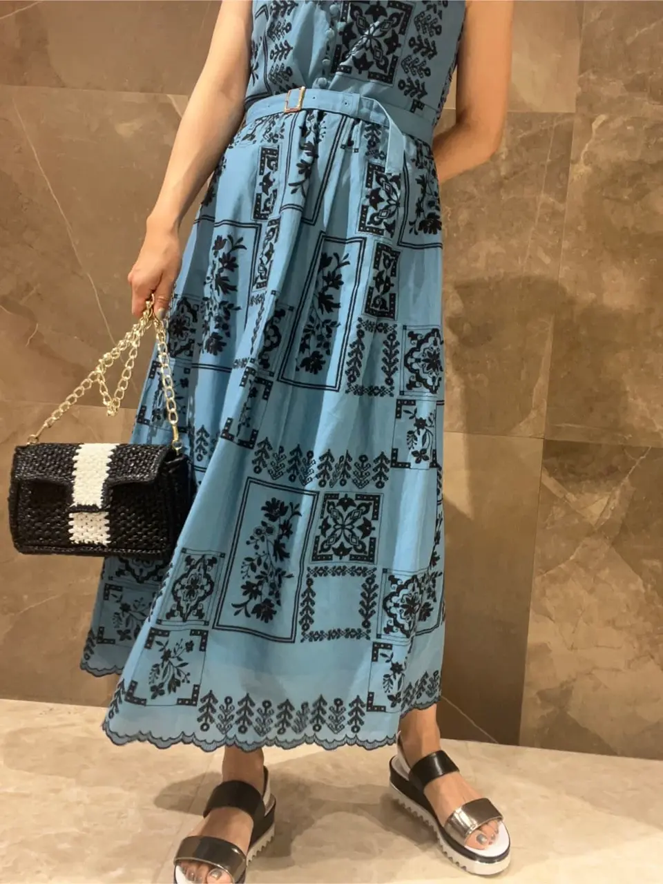 GRACE CONTINENTAL 穐山　香織 コーディネート画像